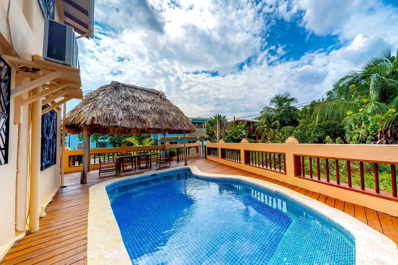 Mirasol Villa Placencia Exterior photo